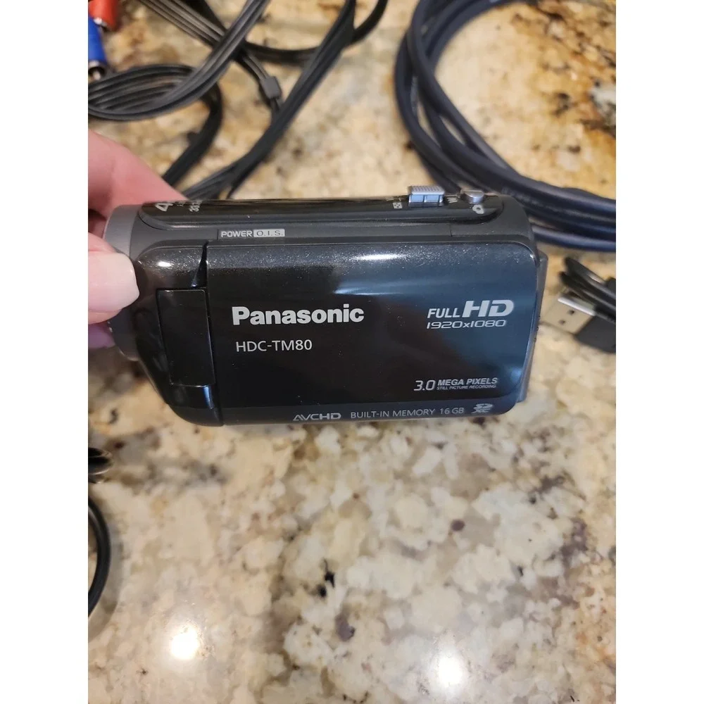 Panasonic HDC-TM80 Full HD Camcorder w Charger  Tested Working